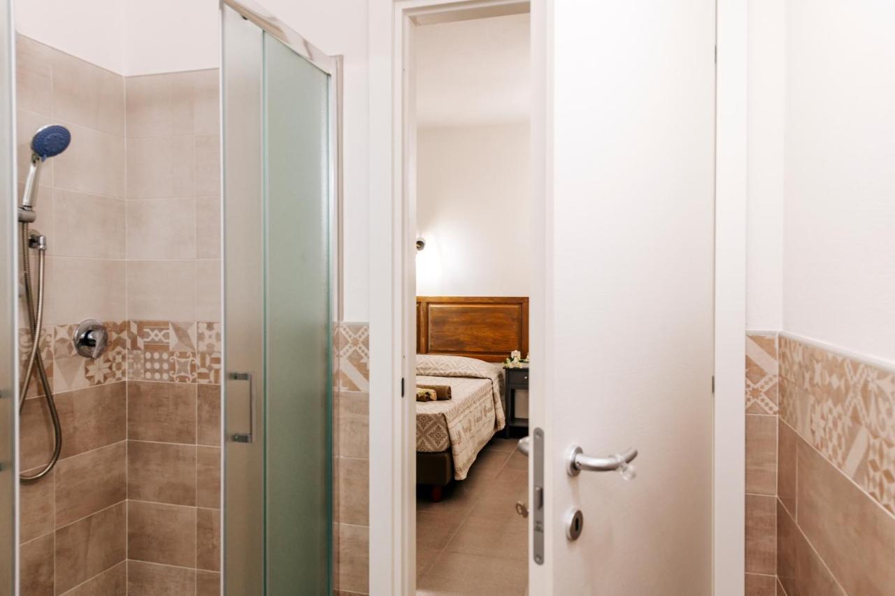 Domo Mediterranea Affittacamere-Guest House Sant'Antioco Bagian luar foto