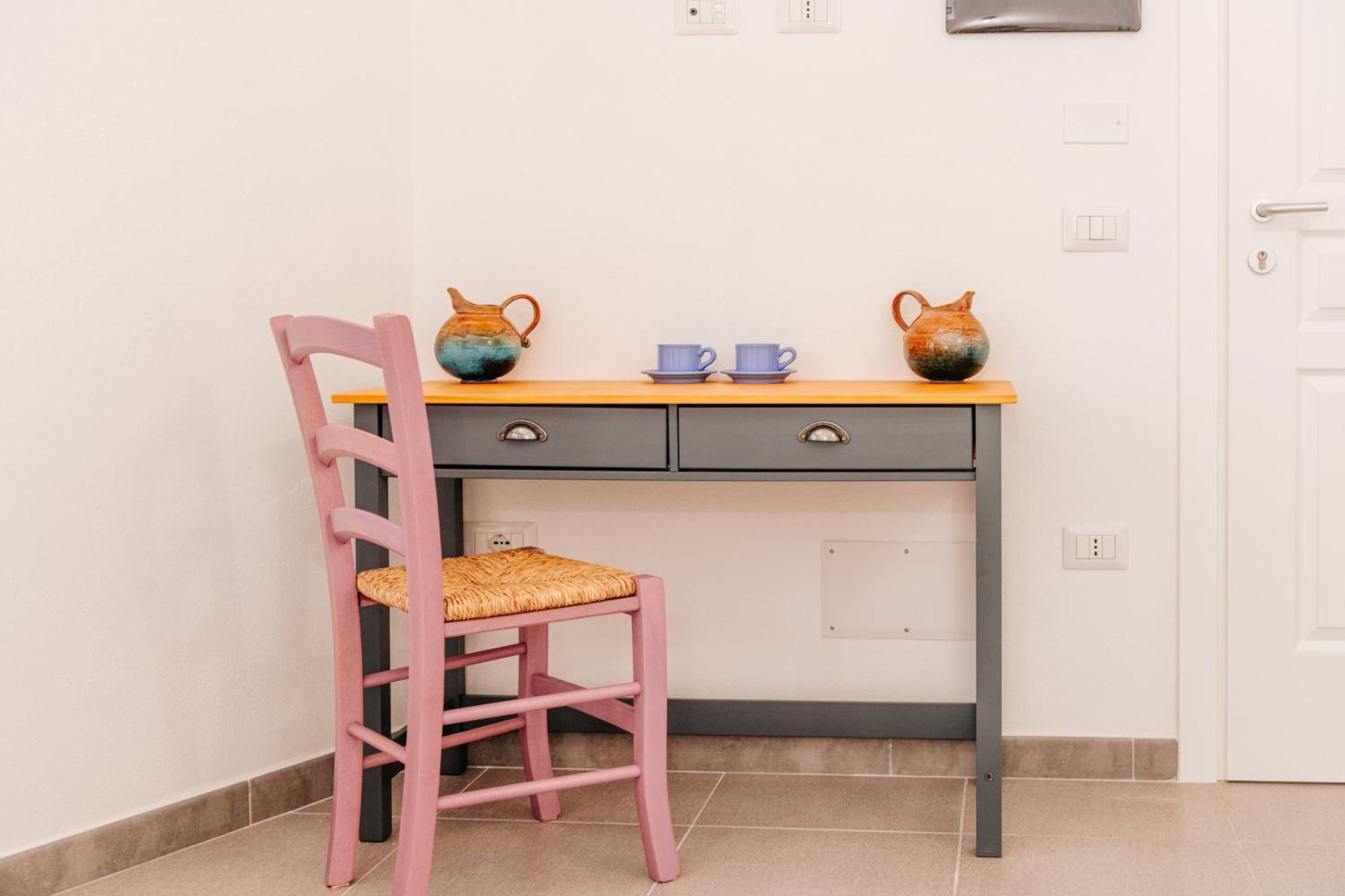 Domo Mediterranea Affittacamere-Guest House Sant'Antioco Bagian luar foto